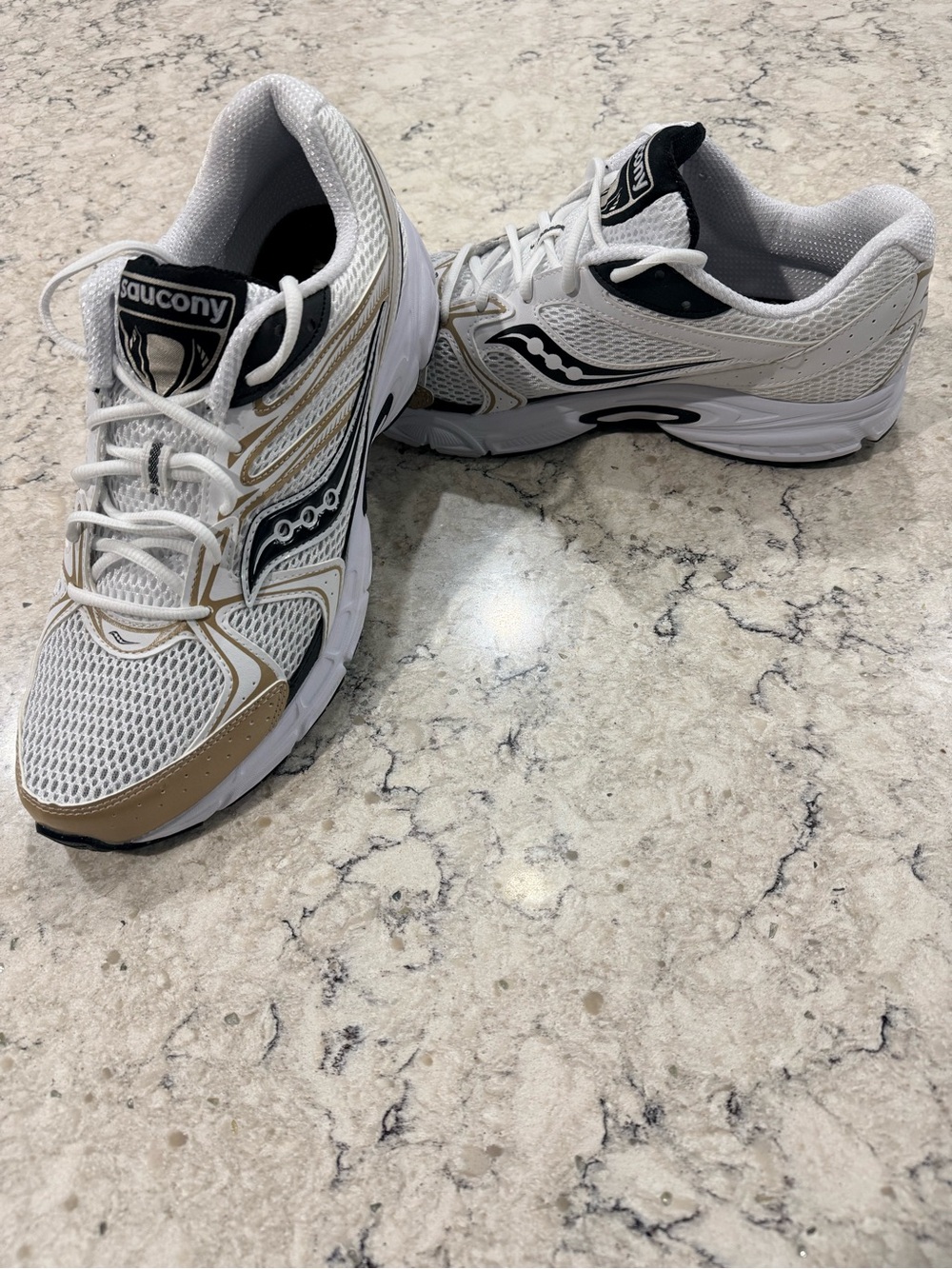 NEW Saucony Grid Ride Millennium White Gold Black S70812-18 Men Size 12